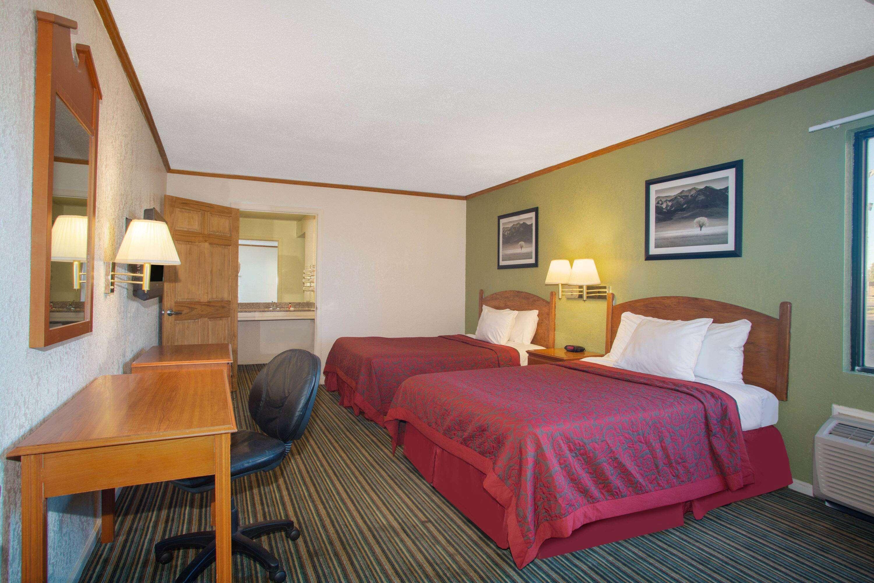 Motel Days By Wyndham West Near Airport Wichita
