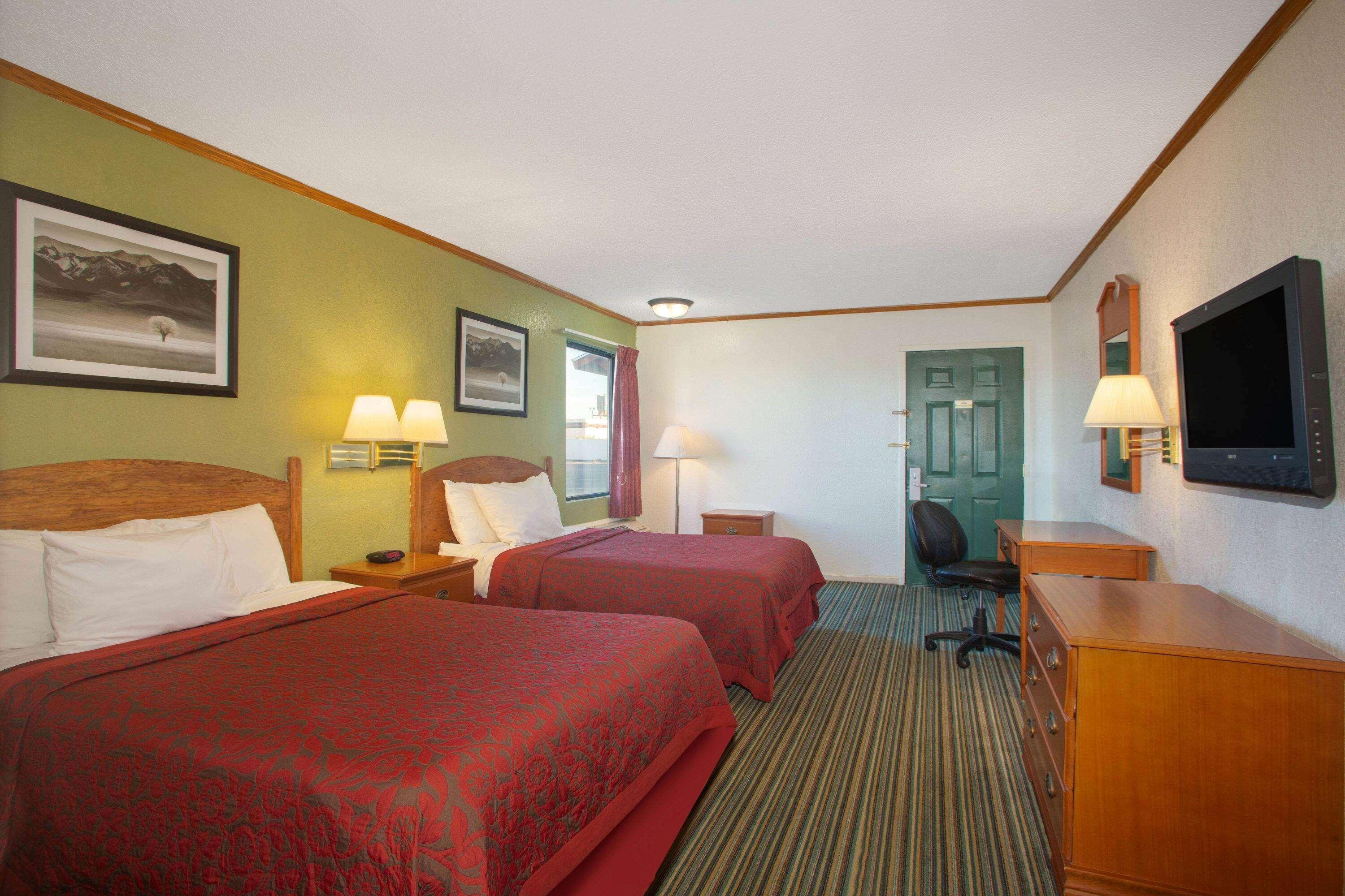 Motel Days By Wyndham West Near Airport Wichita