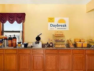 Motel Days By Wyndham West Near Airport Wichita